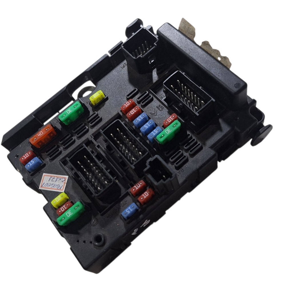 Caixa De Fusivel Bsm Peugeot 206 9657608580 2