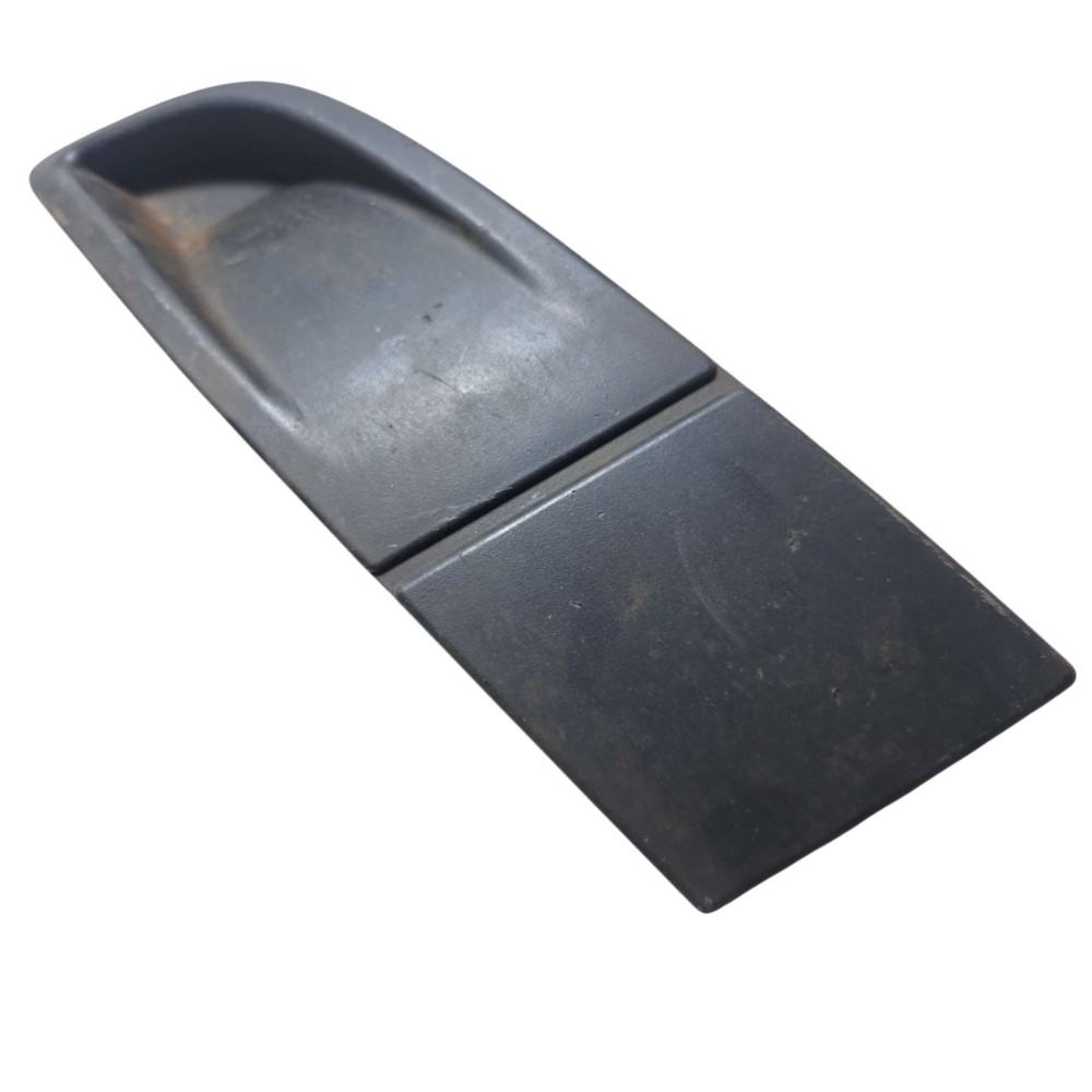 Moldura Farol De Milha Lado Esquerdo Chevrolet Corsa 2012 Esquerdo
