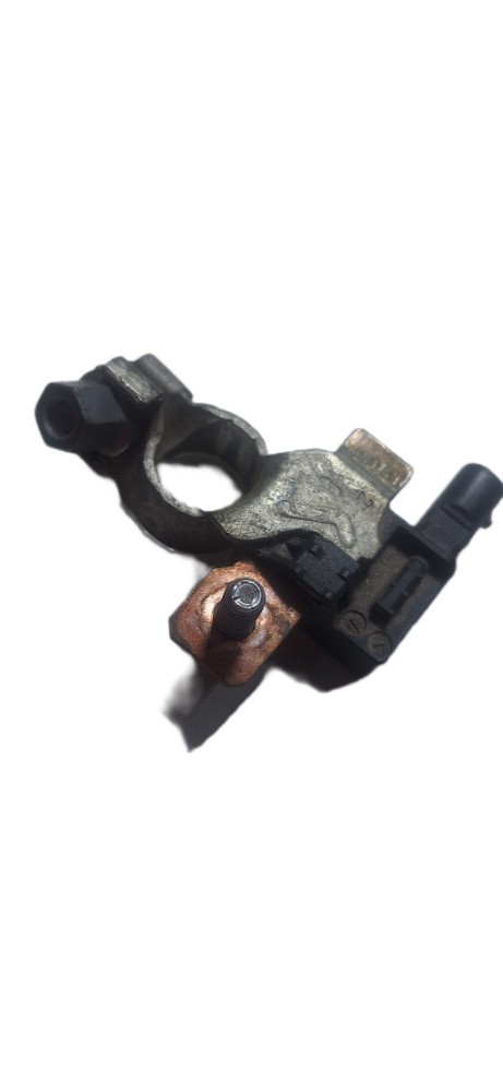 Sensor Polo Negativo Chevrolet Tracker 2021 3