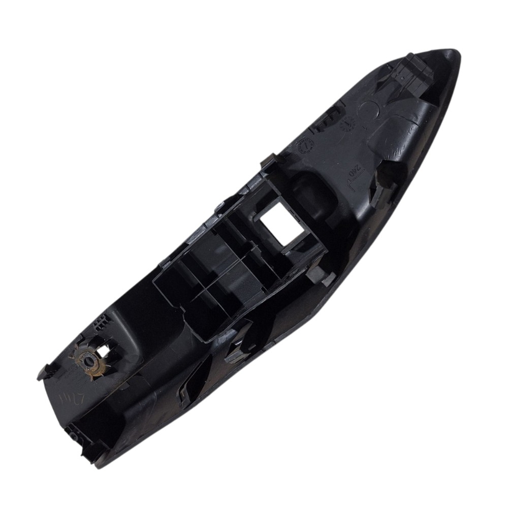 Moldura Botao Vidro Eletrico Lado Direito Chevrolet Spin 3