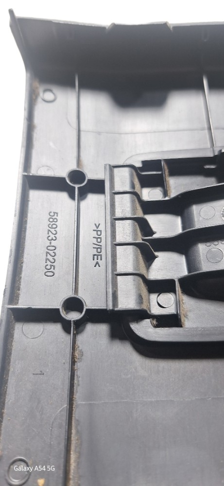 Moldura Console Acabamento Tomada Toyota Corolla 2015 A 2019 5