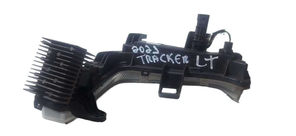 Farol De Milha Diurno Lado Direito Chevrolet Tracker 2021 5