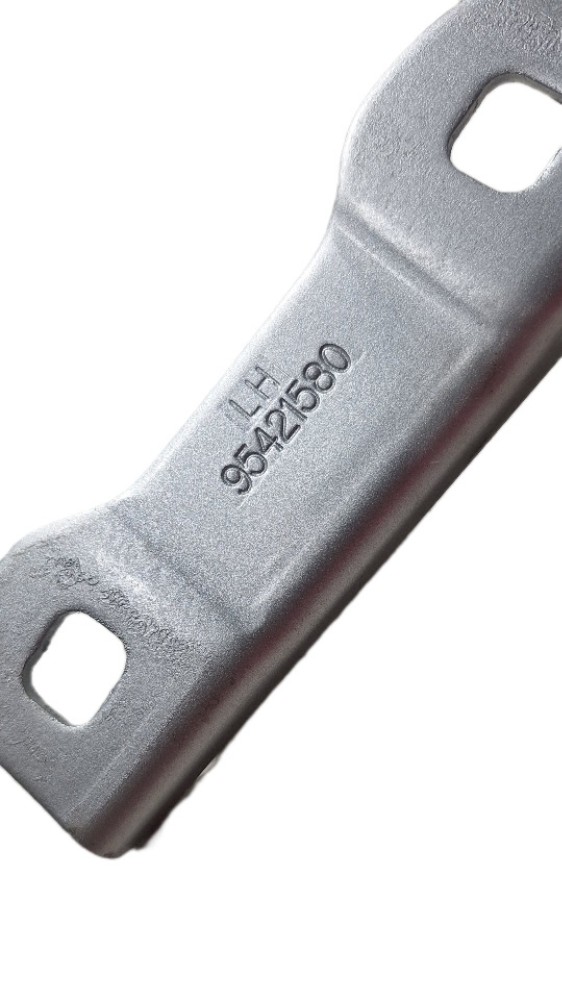 Braço Capo Edquerdo Chevrolet Tracker 2014-2017 2