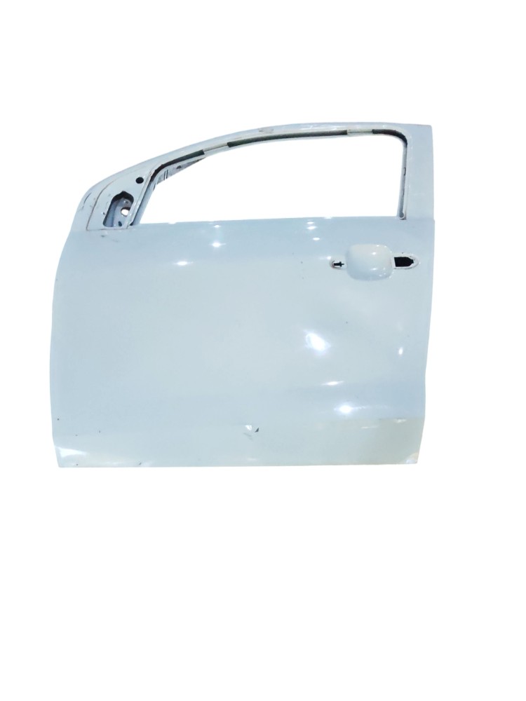 Porta Dianteira Esquerda Fiat Mobi 2014/2020  Dianteira Esquerda Branco
