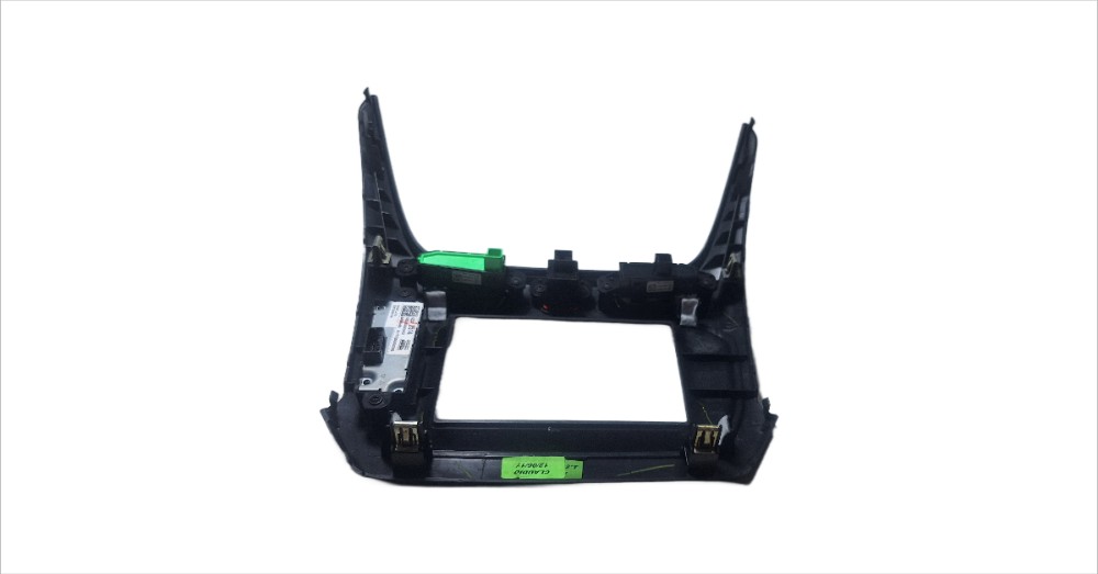 Moldura Painel Central Radio Chevrolet Cobalt Preto 1