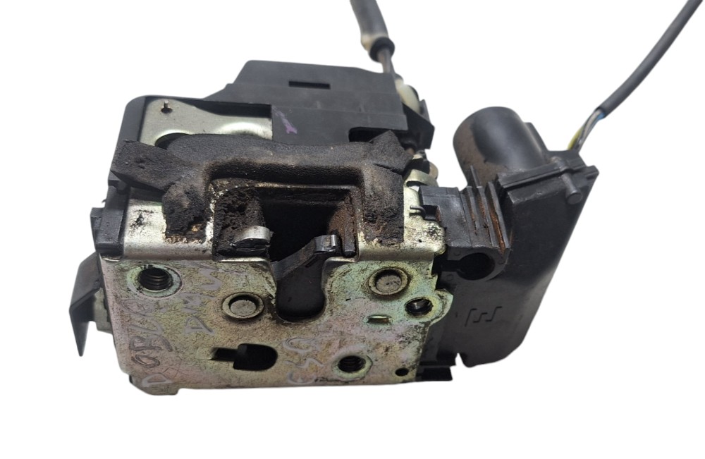 Fechadura Porta Dianteira Esquerda Fiat Doblo 2008 2