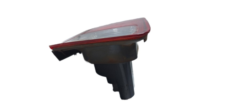 Lanterna Tampa Traseira Lado Direito Honda Civic 2005 Direito/passageiro Vermelho E Cristal