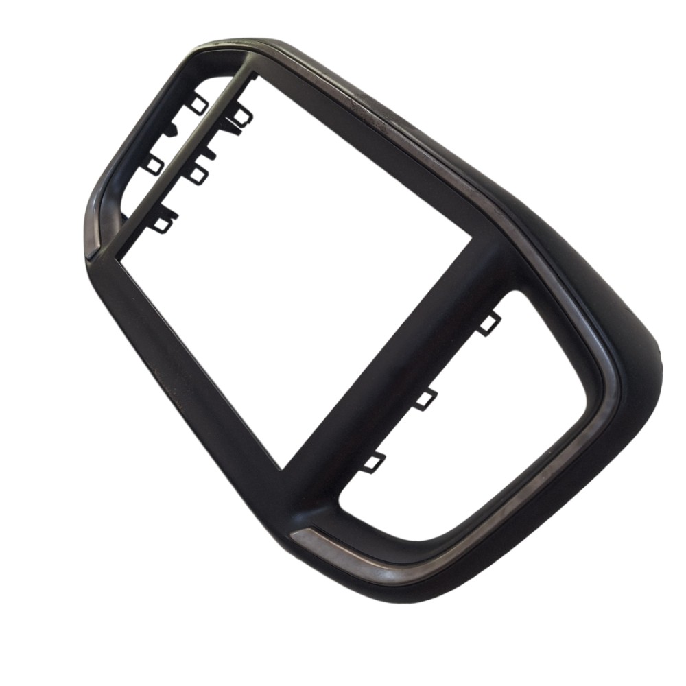 Moldura Central Fiat Strada 2023-2024 3