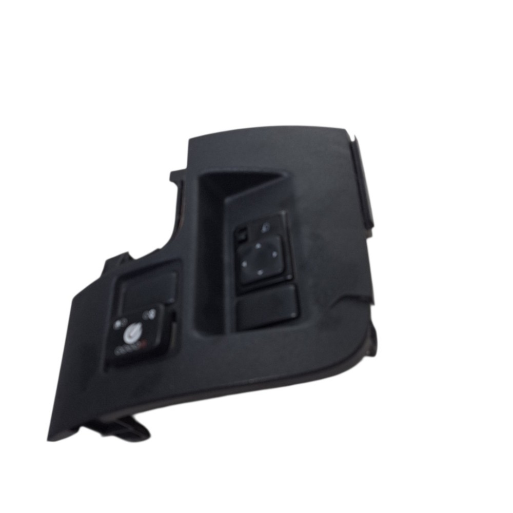 Moldura C/botão Regulagem Retrovisor versa march