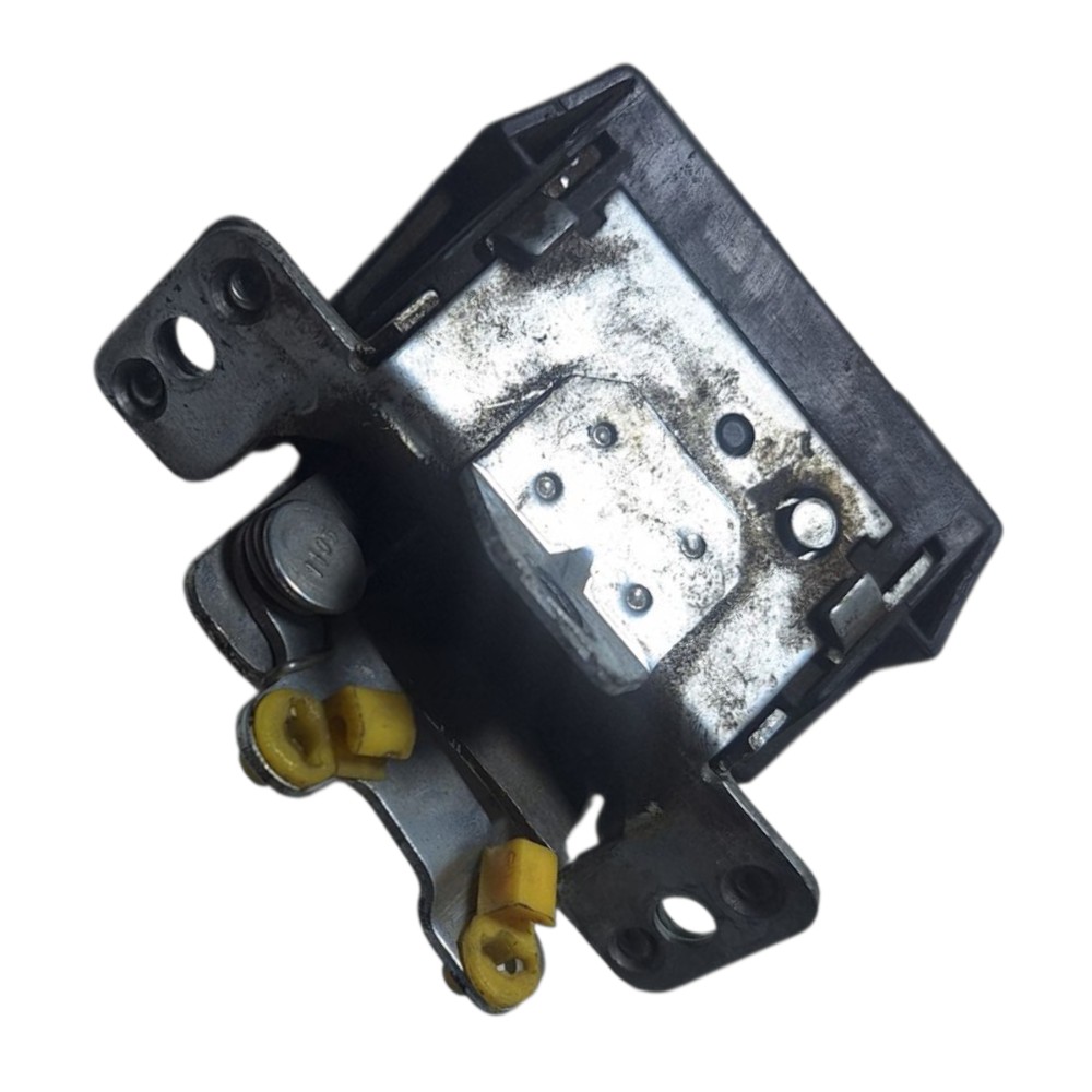 Fechadura Porta Malas Chevrolet Corsa Montana  Sedan 3