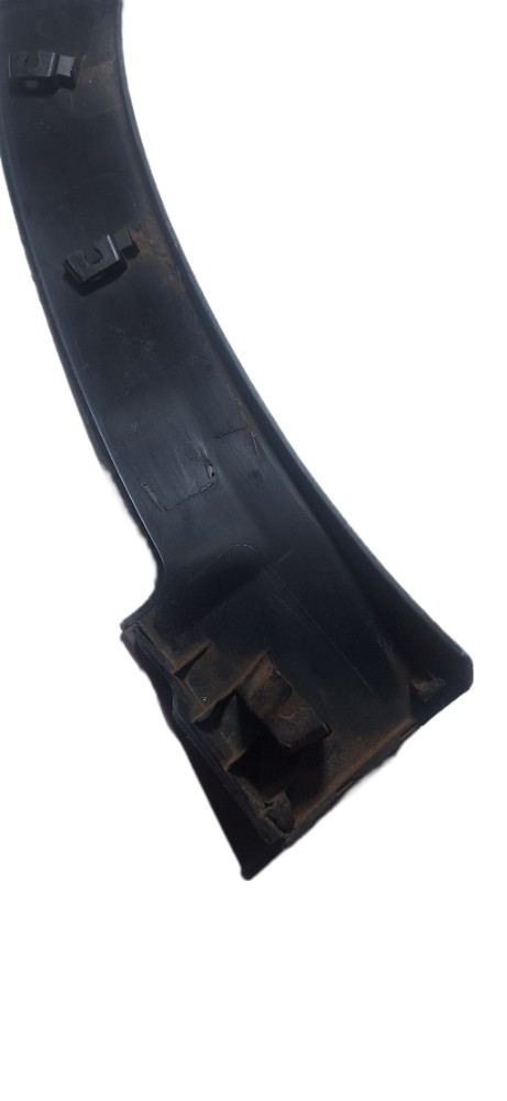 Moldura Paralama Dianteira Esquerdo Chevrolet Tracker 2021 Preto 3