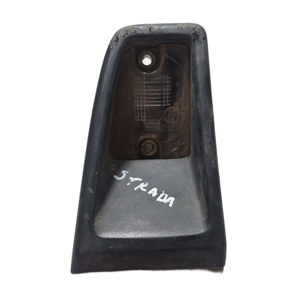 Luz De Placa Fiat Strada 2011-2018 3