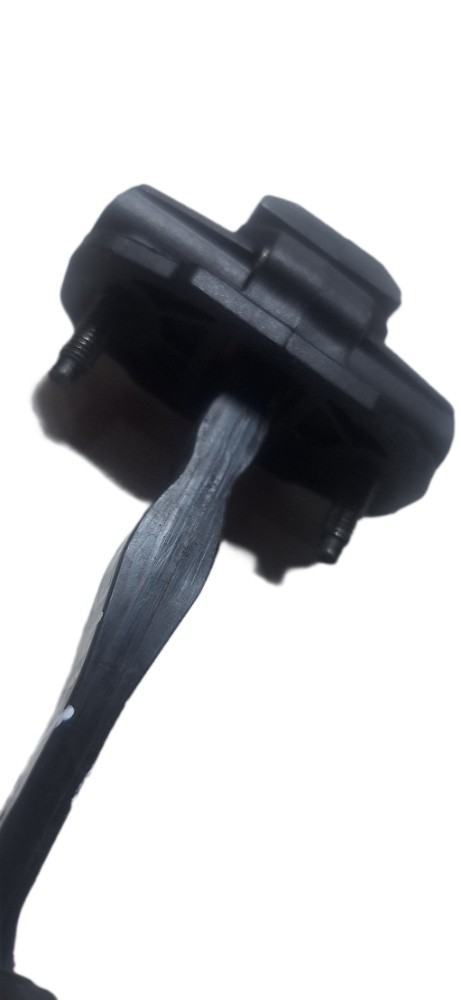 Limitador De Porta Dianteira Direita Chevrolet Tracker 2021 4