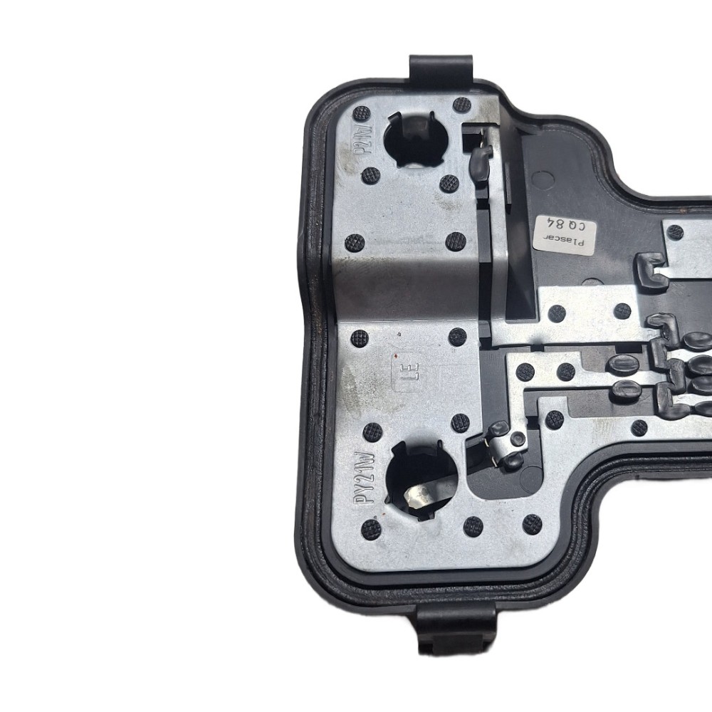 Circuito Lanterna Traseiro Esquerdo  Fiat Uno 2004 A 2013 4