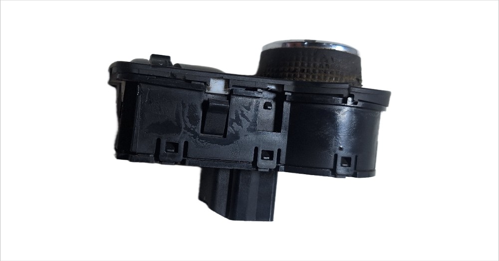 Botão Farol Milha Comando Neblina Gm Cobalt Onix 2013 A 2019 3
