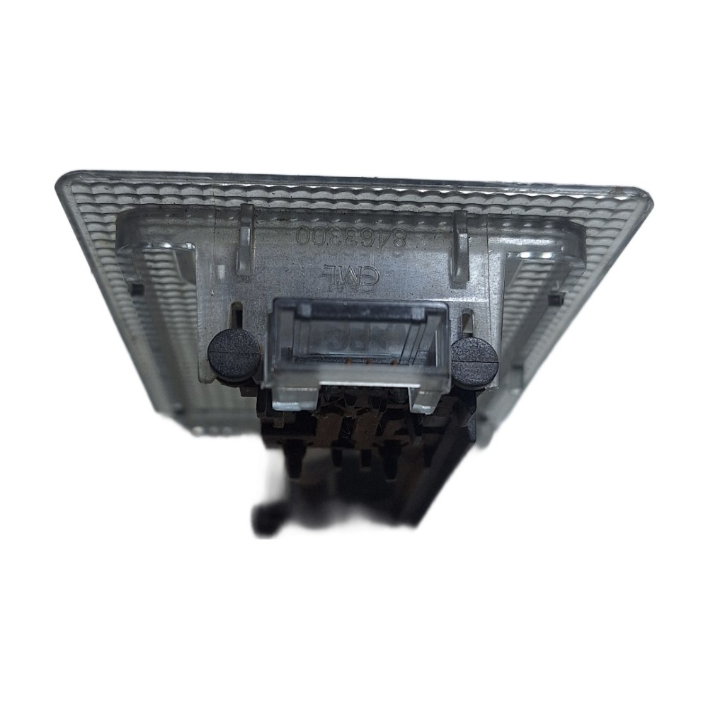 Lanterna Luz De Teto Cortesia Onix Spin Prisma 1