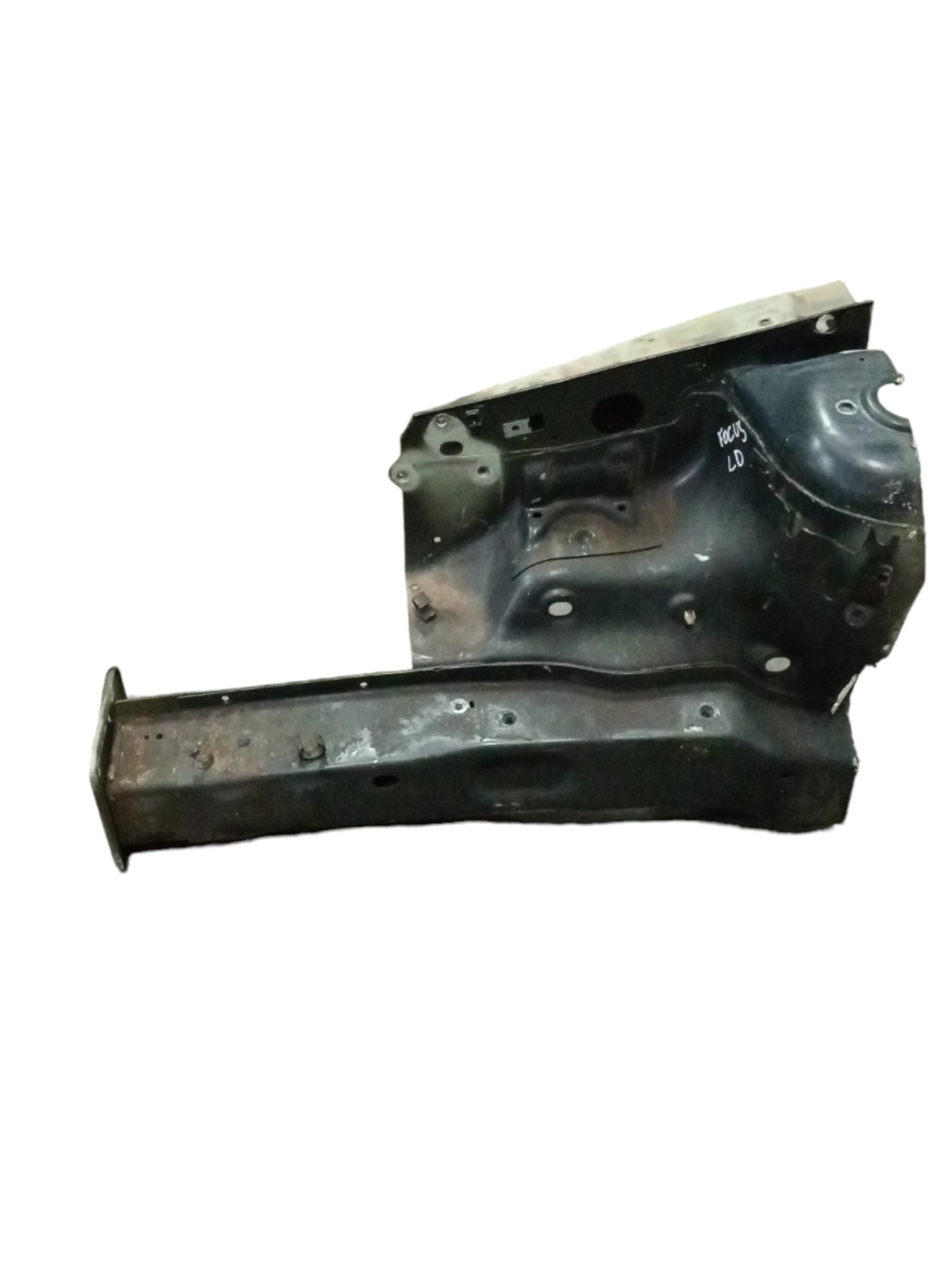 Longarina Caixa De Roda Focus 2001 A 2008 Direita 3