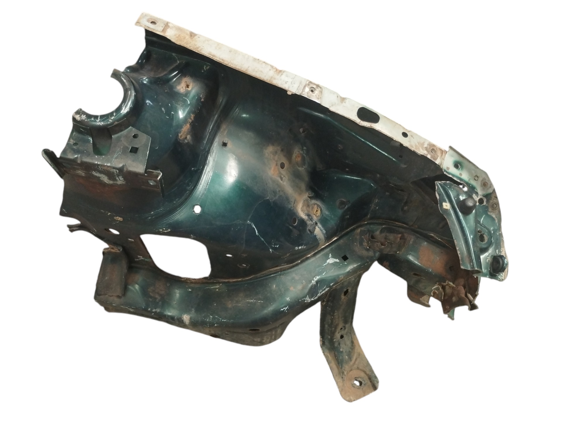 Longarina Caixa De Roda Gol 1996 a 1999 Esquerda 6