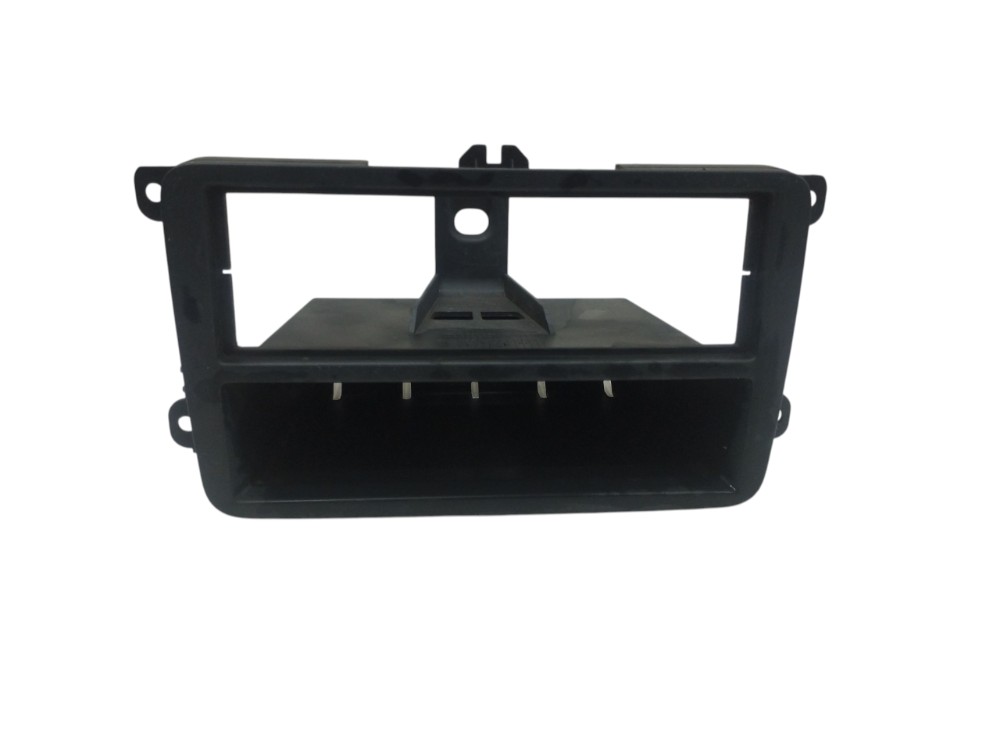 Moldura Painel Radio Saveiro G8 2019 a 2023 5U0857058