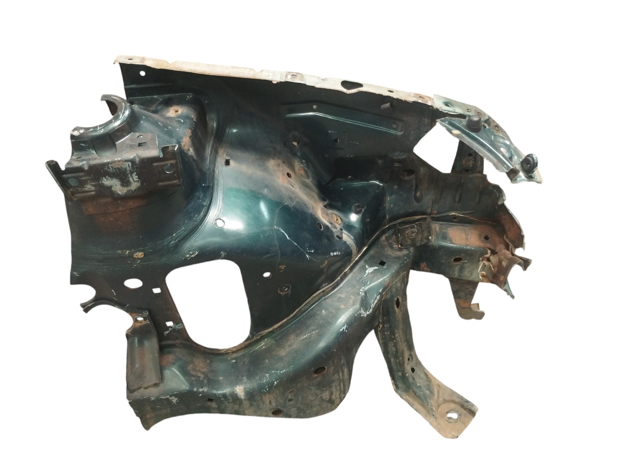 Longarina Caixa De Roda Gol 1996 a 1999 Esquerda 1