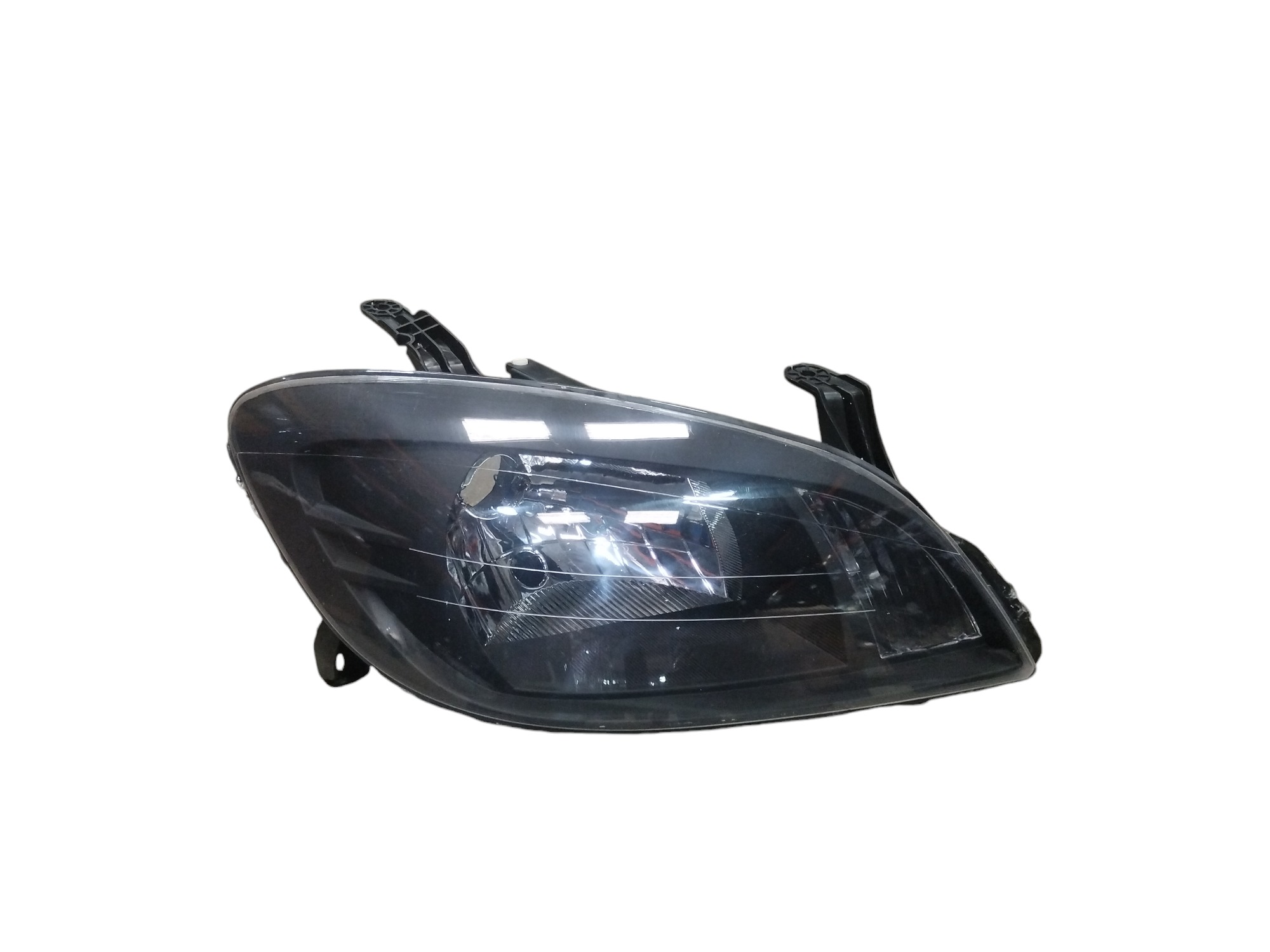Farol Principal Direito Celta Prisma 07 a 2012 Masc Negra 1