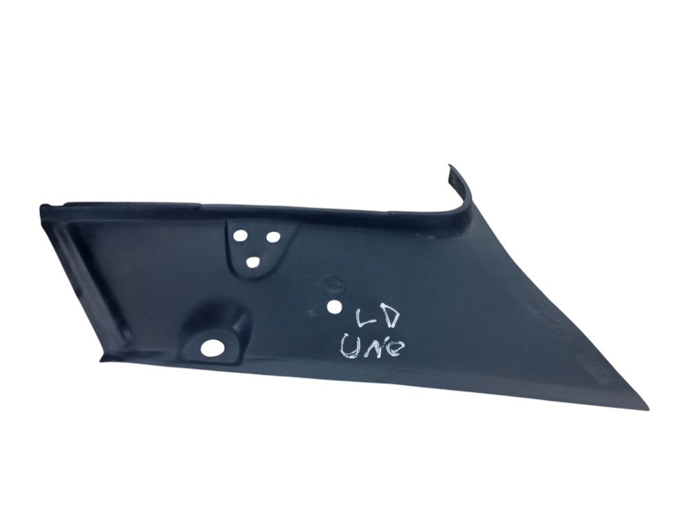 Moldura Coluna Traseira Direta Fiat Uno 95 2