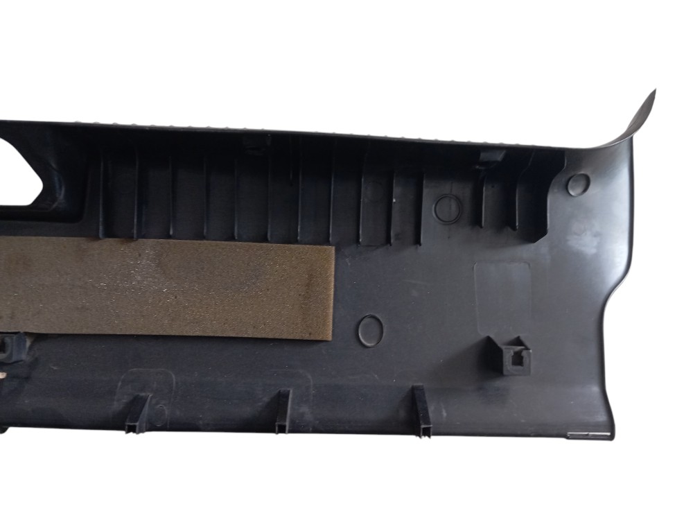 Soleira Acabamento Porta Mala Gm Astra Hatch 1999/2000 Preto 5