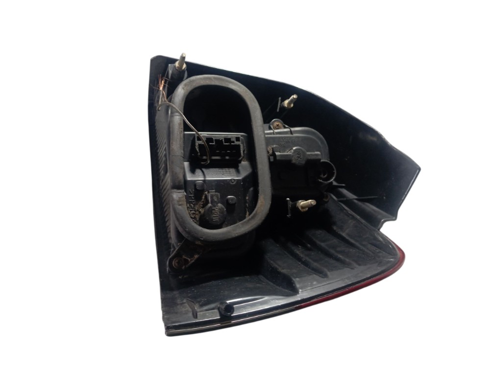 Lanterna Traseira Esquerda Fiat Palio Esquerdo/motorista Vermelho 5