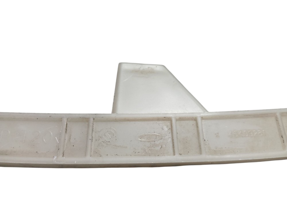 Guia Vidro Porta Dianteira Esquerda Fiat Strada 1998-2007 Beijei 2