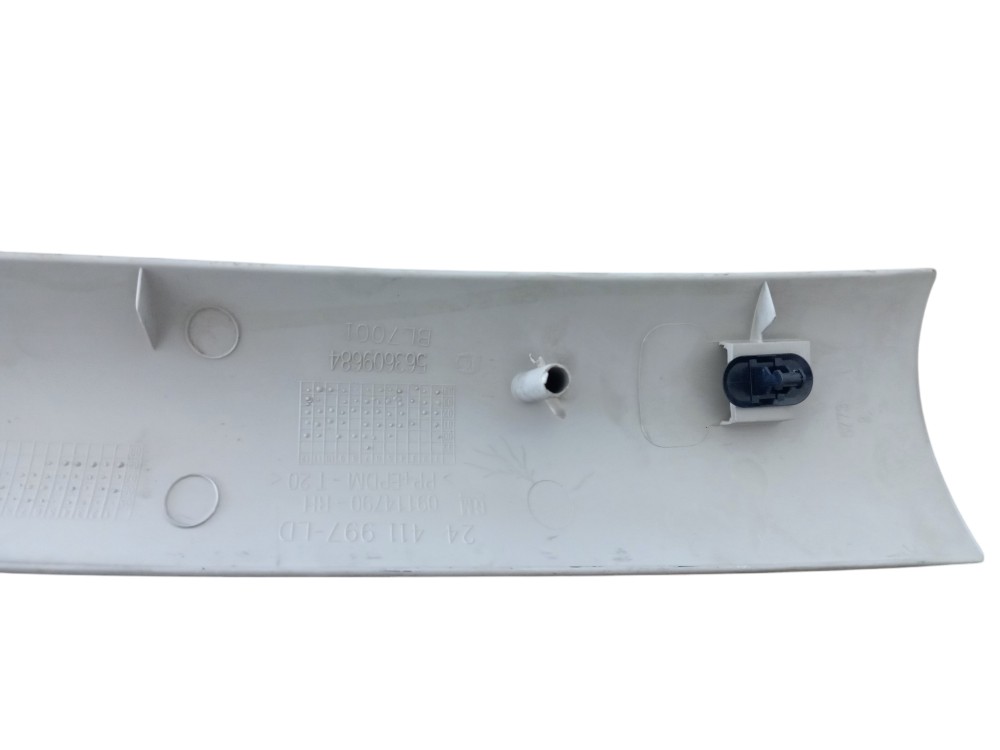 Moldura Coluna Direita Parabrisa Gm Corsa Wind Classic 3