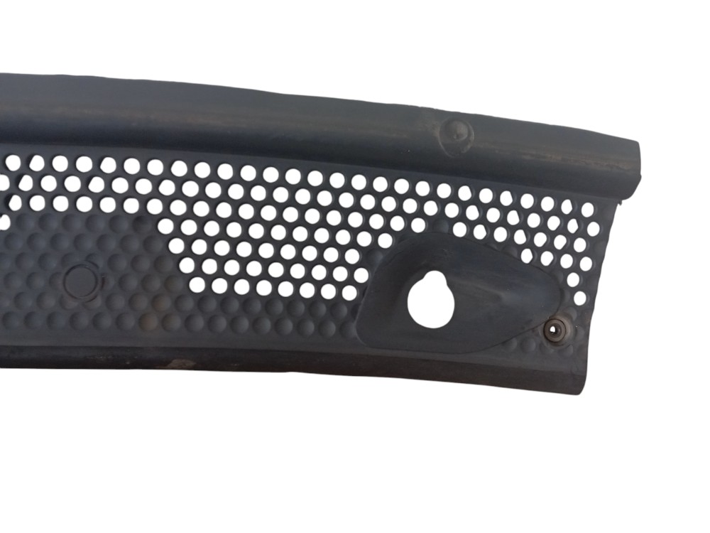 Grade Churrasqueira Esquerda Parabrisa Ford Focus 2008 3