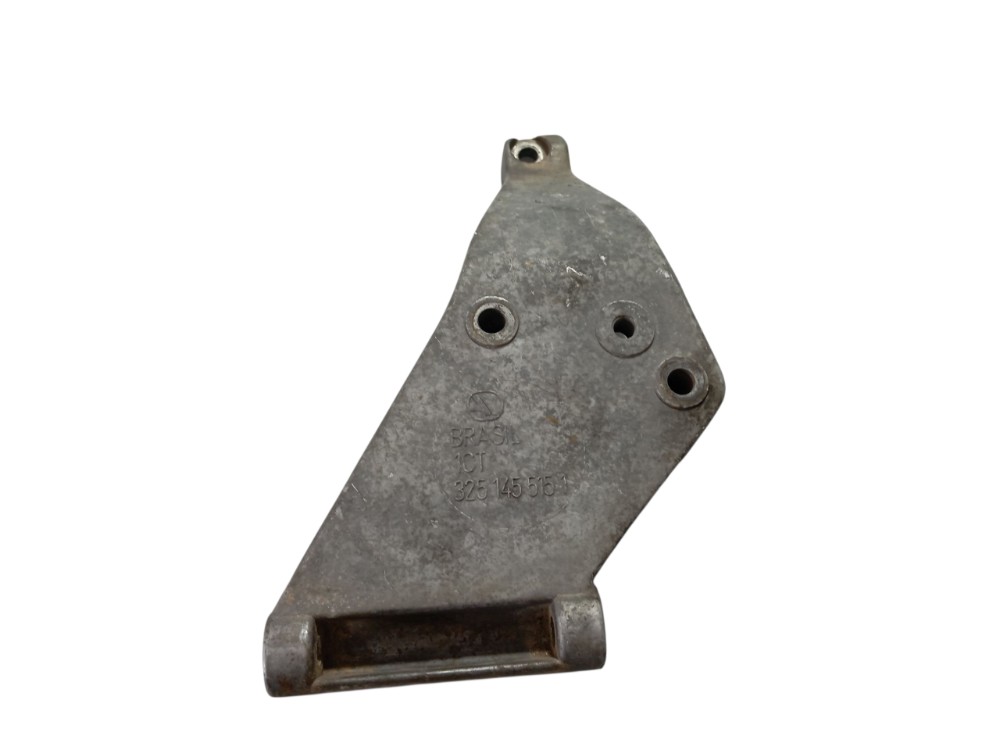 Suporte Bomba Direção Hidraulica Vw Santana 1996 A 1996