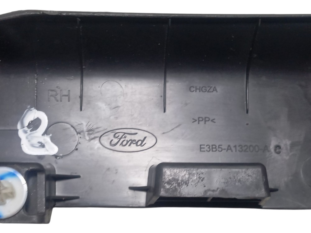 Soleira Acabamento Dianteiro Porta Ford Ka 2014 A 2019 Preto 7