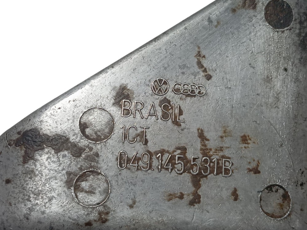 Suporte Bomba Direção Hidráulica Vw Santana 5