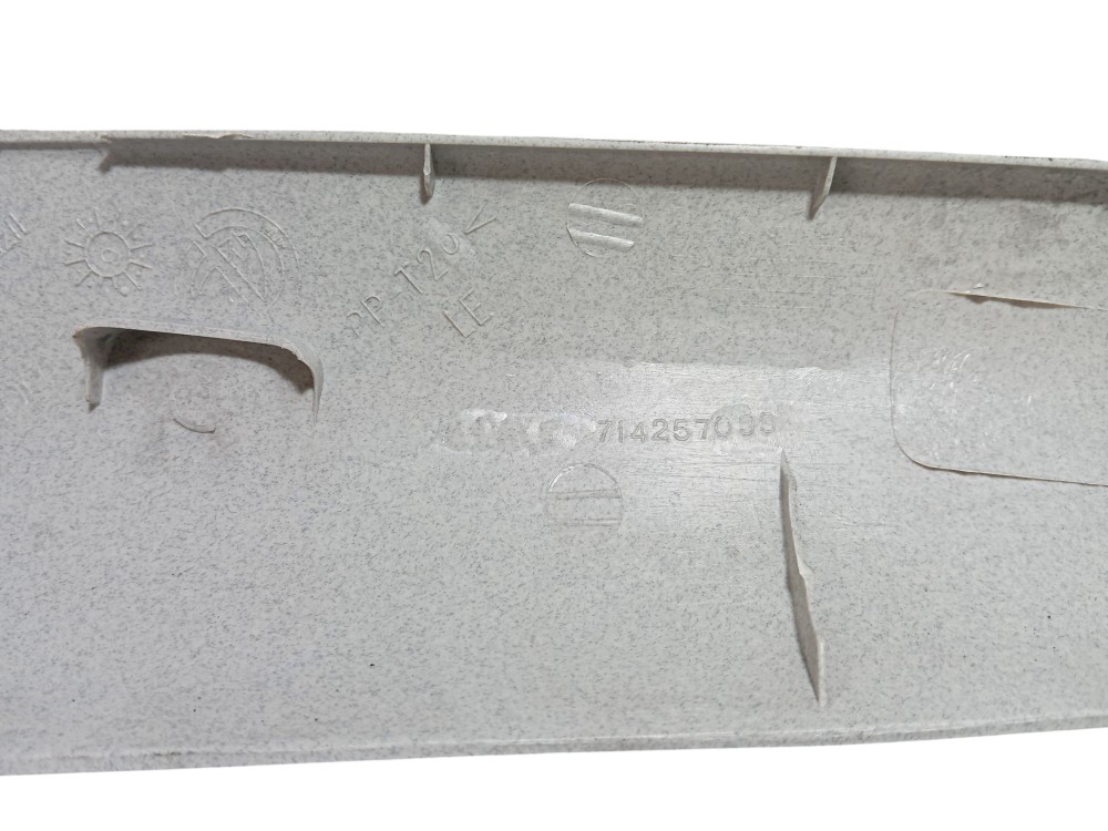 Moldura Acabamento Coluna Esquerda Parabrisa Fiat Palio 2000 5