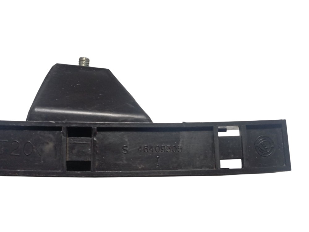 Guia Suporte Vidro Trilho Porta Canal Fiat Palio 2001 A 2001 Preto 7