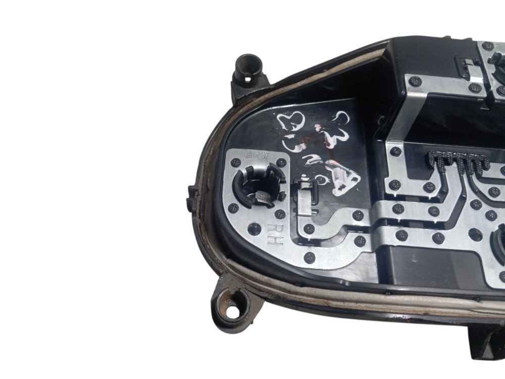Soquete Lanterna Traseira Direita Ford Ka 2015 Preto 3