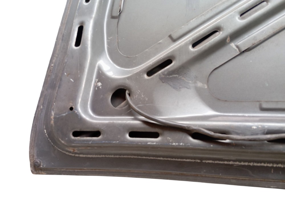 Tampa Traseira Porta malas Vw Santana Com Detalhes 6