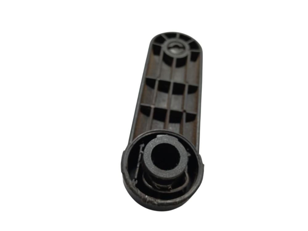 Manivela Vidro Gm Celta Corsa 90224834 Preto 4