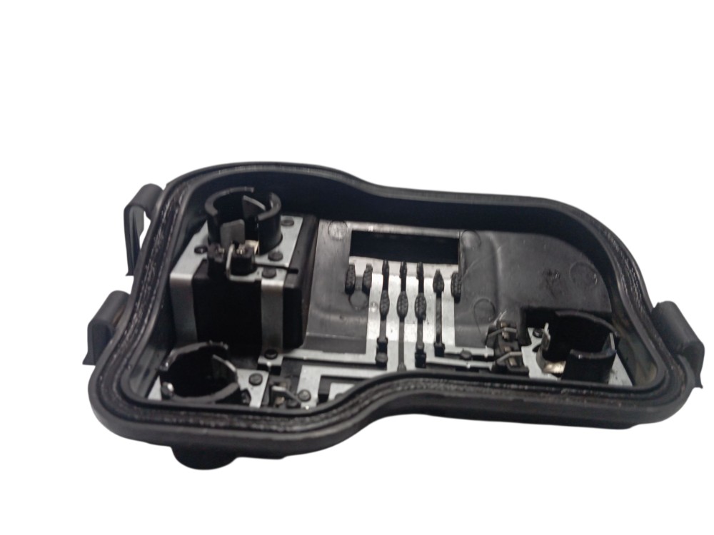 Soquete Circuito Lanterna Esquerdo Traseiro Ford 2003 A 2007 – Preto 1