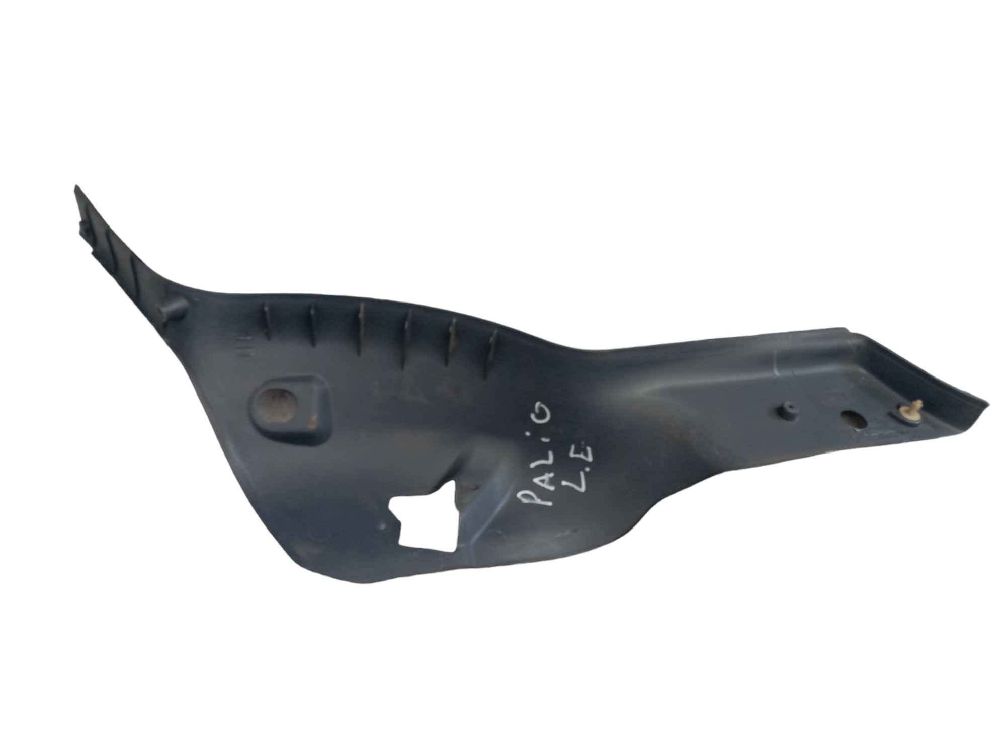 Moldura Traseira Esquerda Caixa Roda Fiat Palio 2002 2
