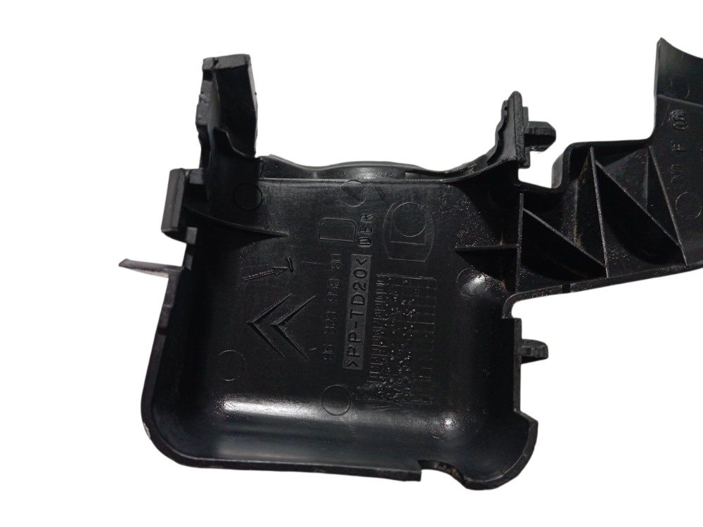 Capa Fechadura Dianteira Direita Citroen Xsara Picasso – Preto 4
