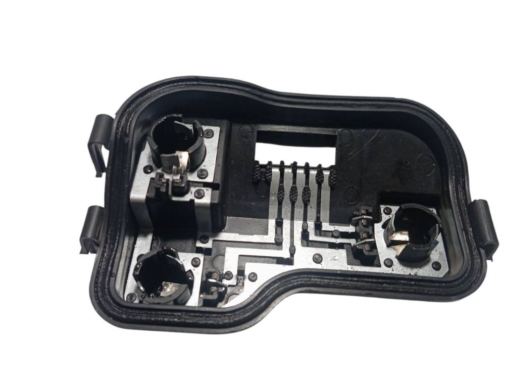 Soquete Circuito Lanterna Esquerdo Traseiro Ford 2003 A 2007 – Preto 3