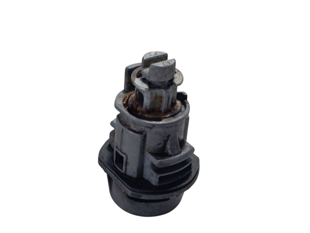 Cilindro Porta Dianteira Gm Onix Prisma 2015 2