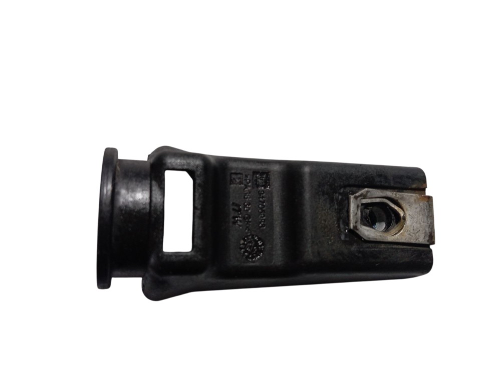 Suporte Superior Radiador 1.4 0 Gm Agile Montana 2014 A 2019 Preto 3