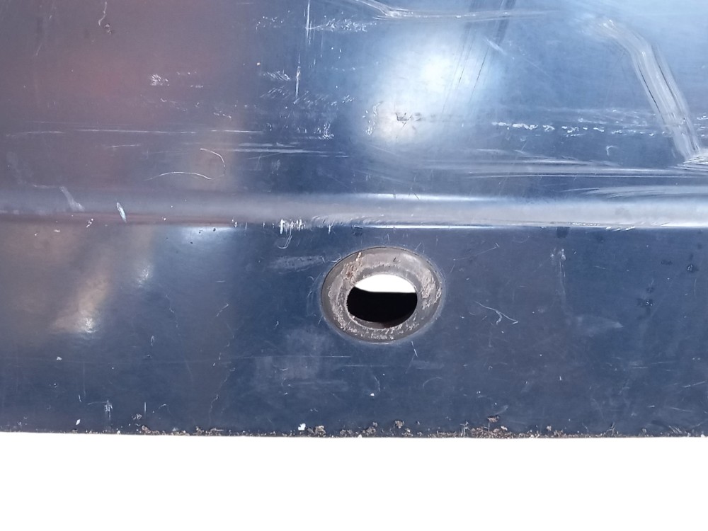 Tampa Traseira Porta Malas Fiat Palio 2005 Com Detalhe Azul 7