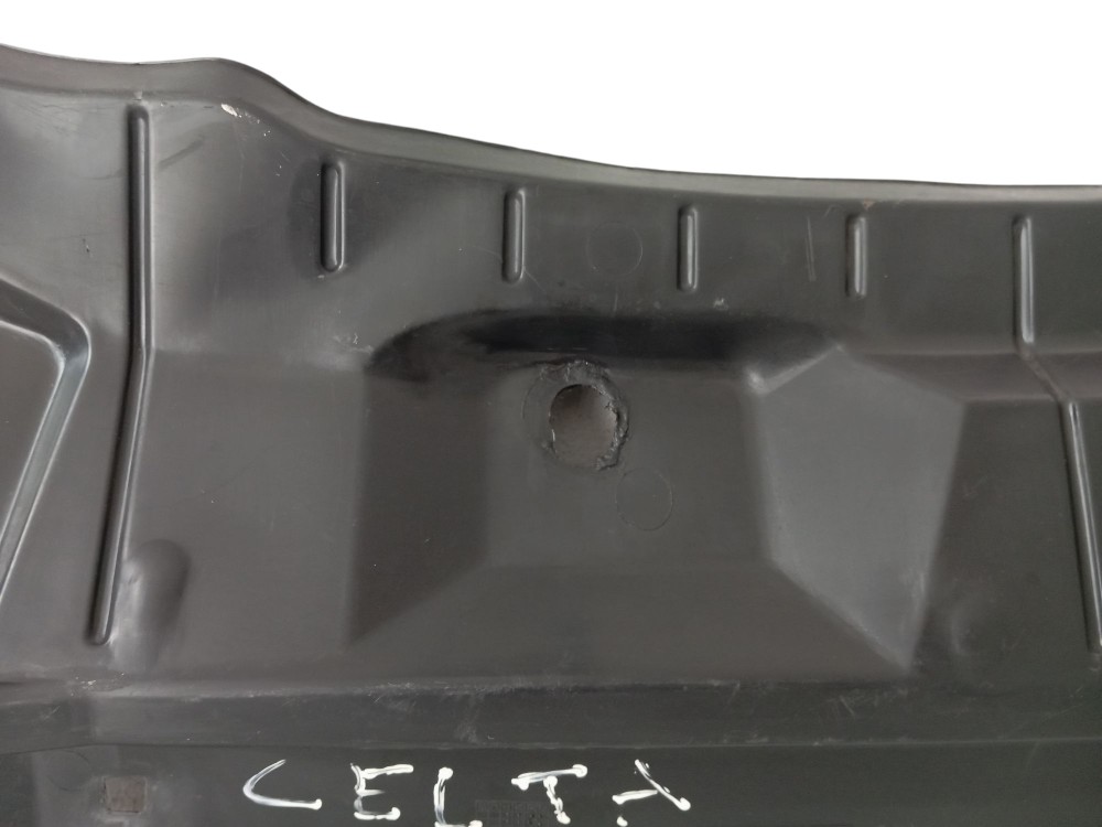 Defletor Inferior Churrasqueira Protetor Motor Gm Celta 2006 5