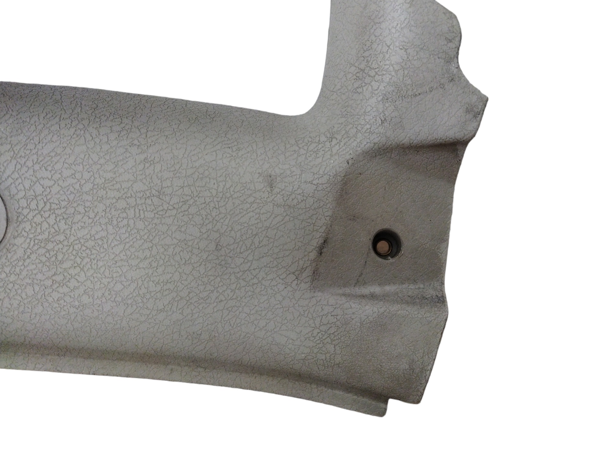 Moldura Coluna Traseira Direita Gm Corsa Classic 5