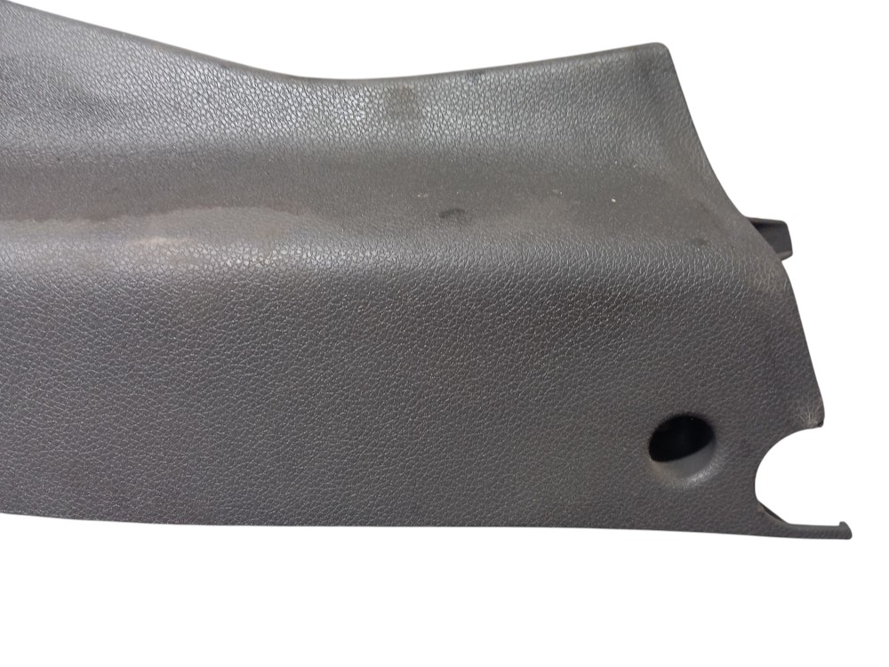 Acabamento Traseiro Soleira Direita Inferior Ford Fiesta 03/ Preto 3