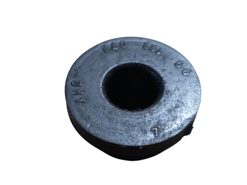Borracha Batente Radiador Gm Celta Corsa Preto 1